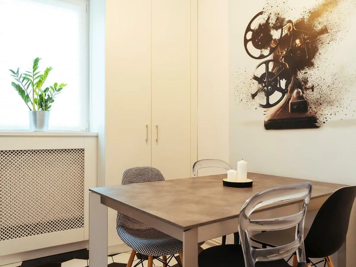 Alba Apartment On Calea Victoriei Bucarest