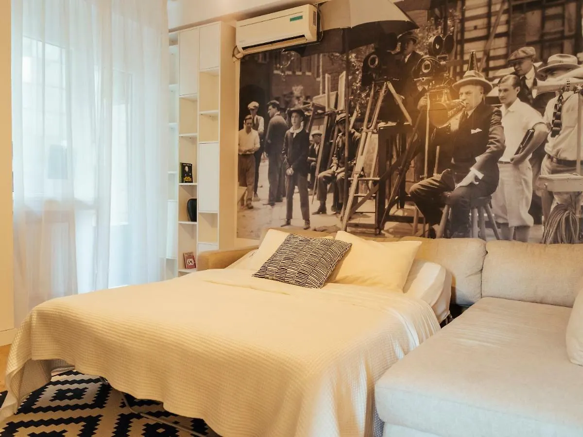 Alba Apartment On Calea Victoriei Bucarest