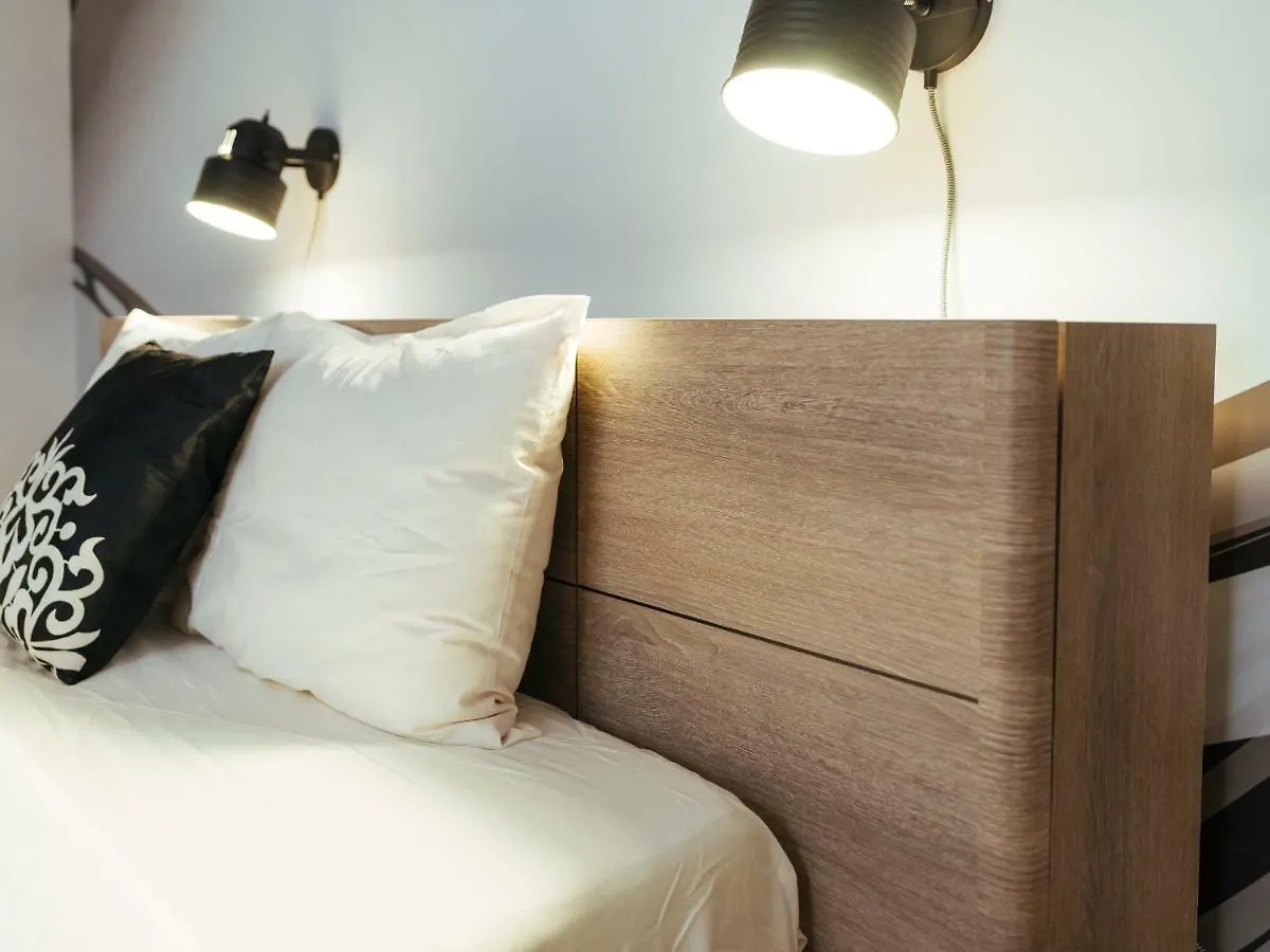 Alba Apartment On Calea Victoriei 布加勒斯特 罗马尼亚