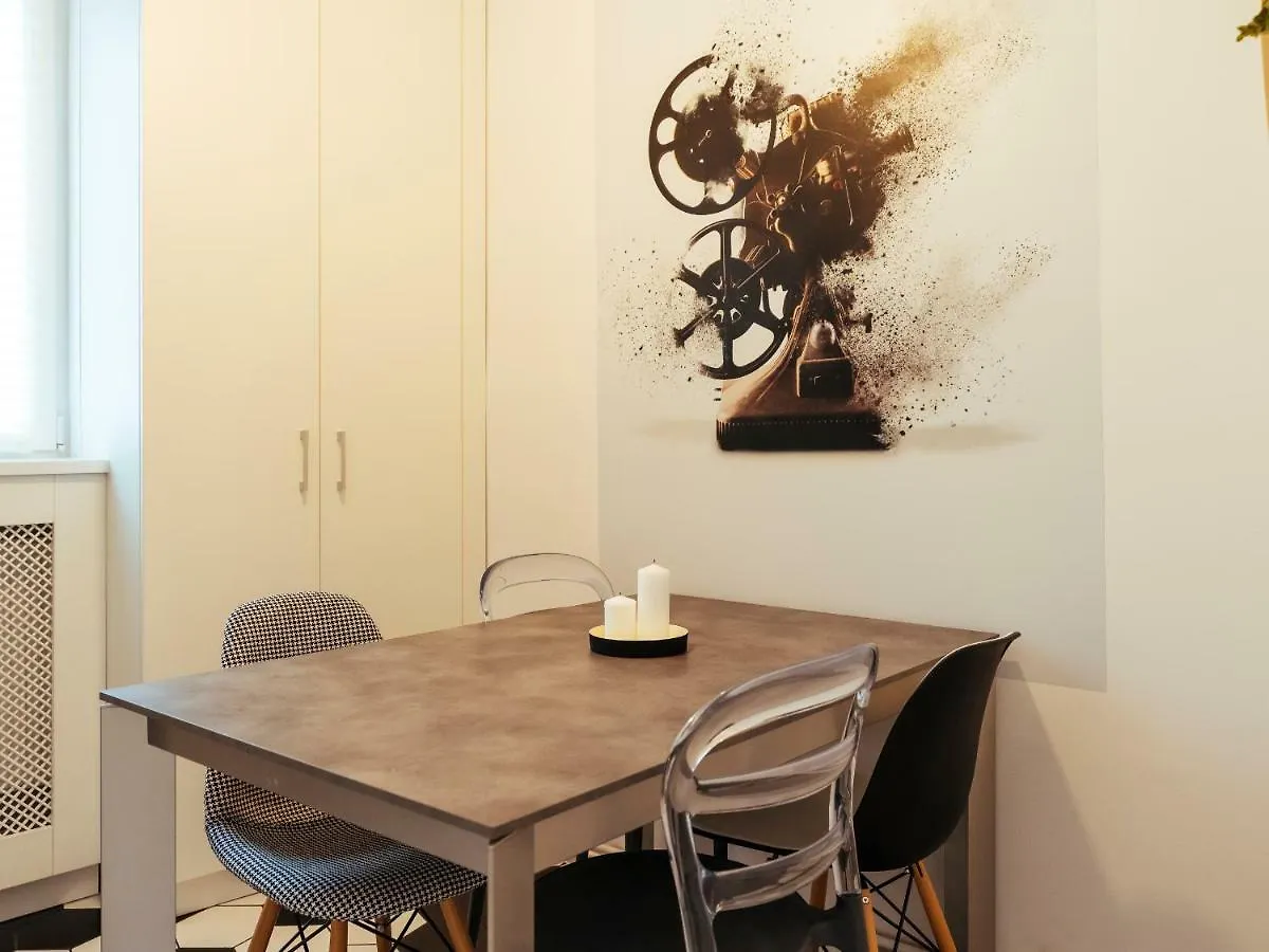 Alba Apartment On Calea Victoriei 布加勒斯特
