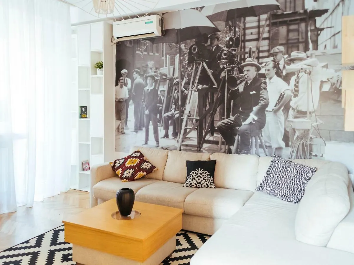 Alba Apartment On Calea Victoriei 布加勒斯特